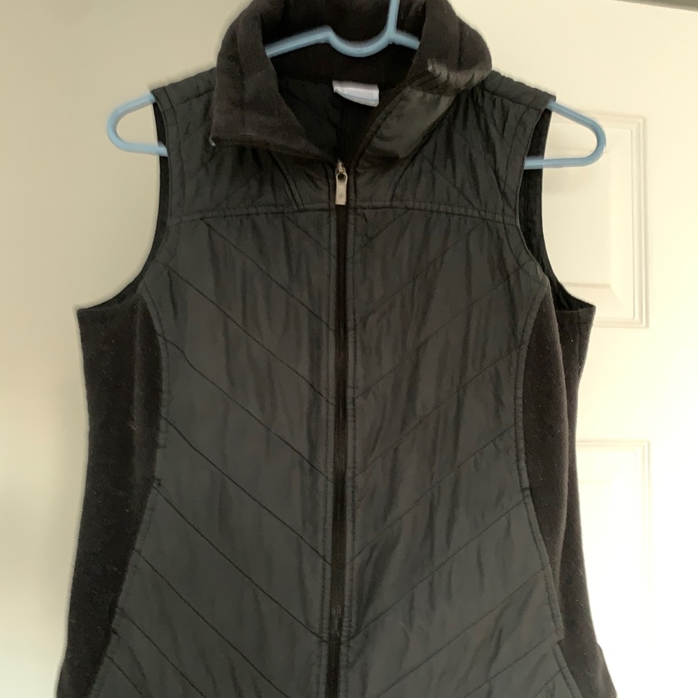 Columbia Vest